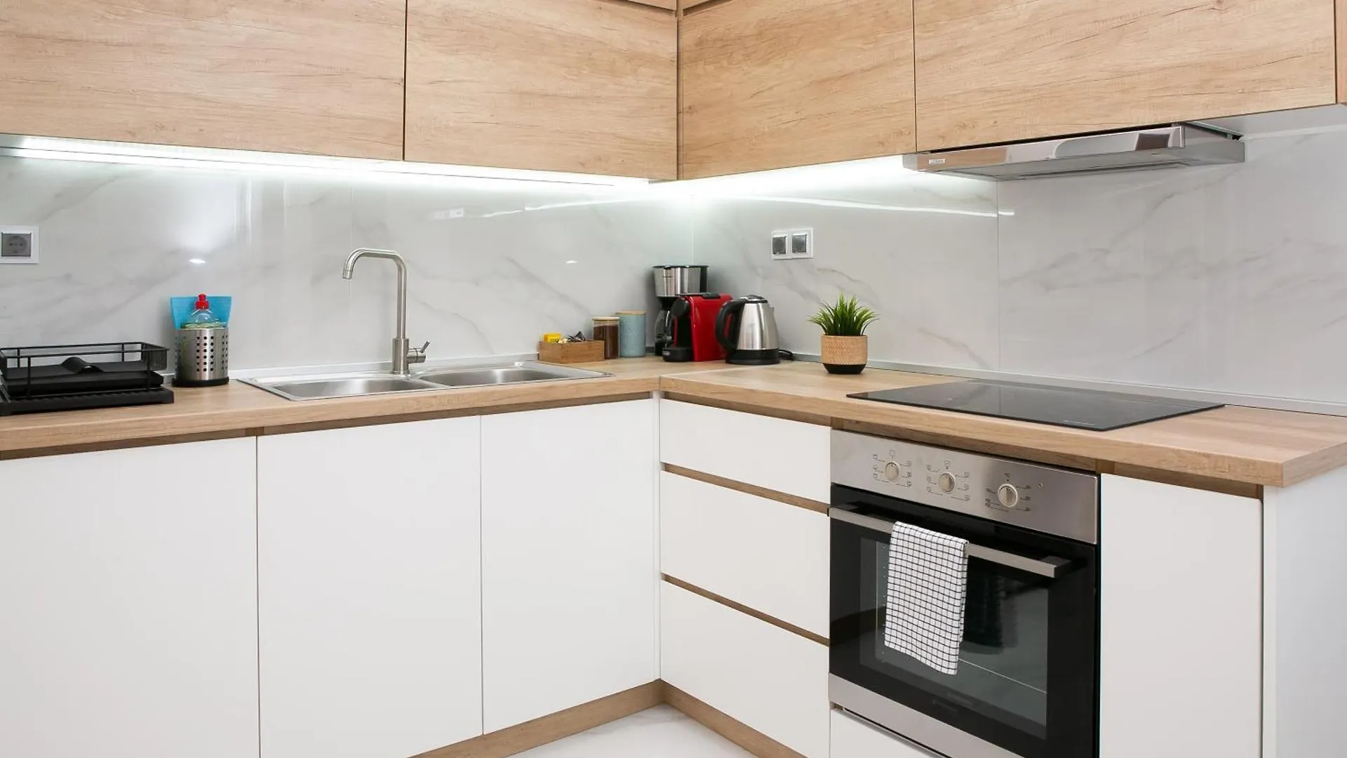 Apartment Spacious Luminous Central Thessaloniki Greece
